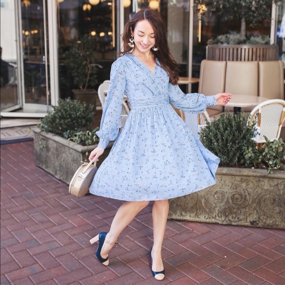 Gal Meets Glam Kelsey Dress - Picture 6 of 7